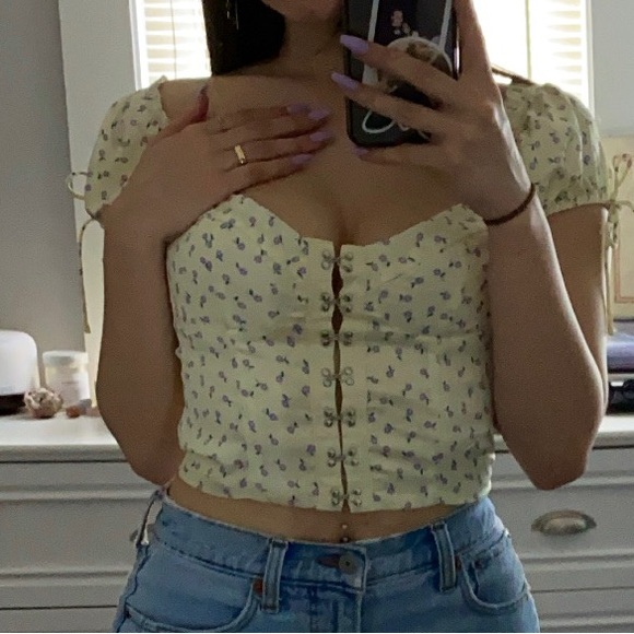 Princess Polly Floral Allyson Top - Picture 8 of 9